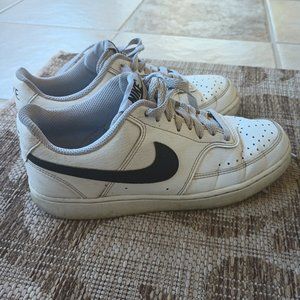 "Court Vision" Nike sneakers, white with black "swoosh", size 7.